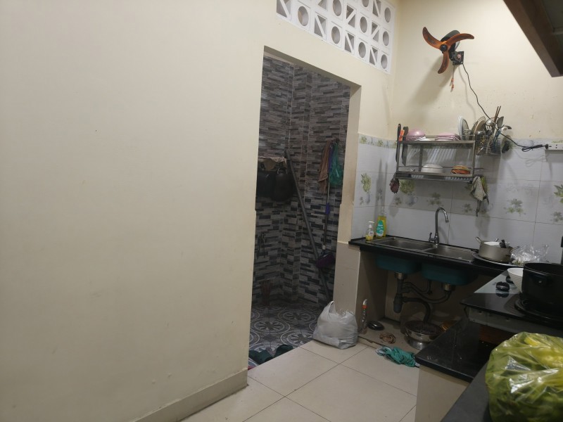 Bán nhà đườngTây Hòa,  Phước Long A, Q9, TP HCM. DT 65m2, 2 tầng, 2PN, SH, giá 6.4 tỷ