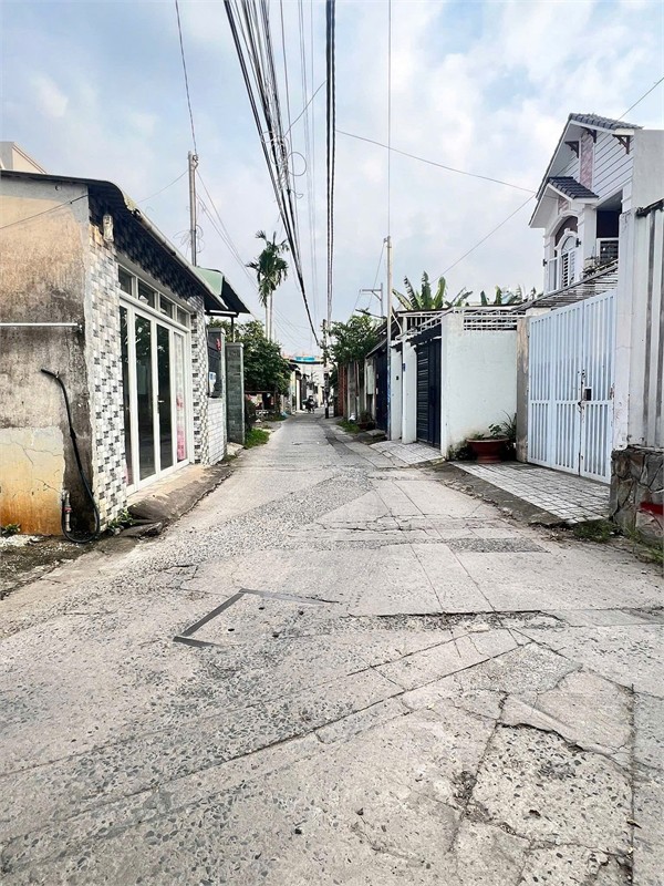 NP1053 bán nhà phố 1 lầu thiết kế 3 phòng ngủ, dân cư dân trí cao, an ninh