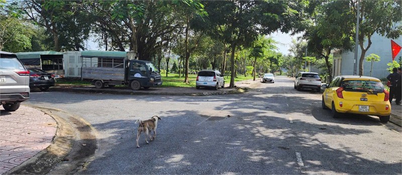 D400 bán rẻ lô đất đẹp khu dân cư đông đúc, khu vực trung tâm thuận tiện nhiều KCN