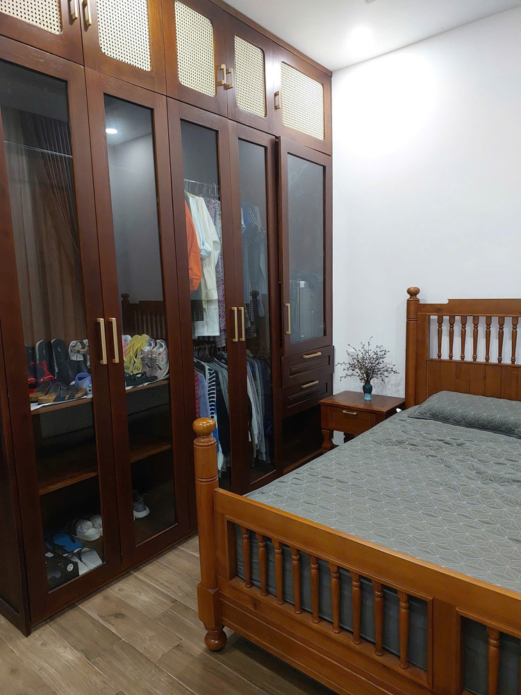 Bán nhà hẻm ô tô Sư Vạn Hạnh cách mặt tiền 1 căn nhà , phường bắc Nha Trang .
Diện tích 140m ngang