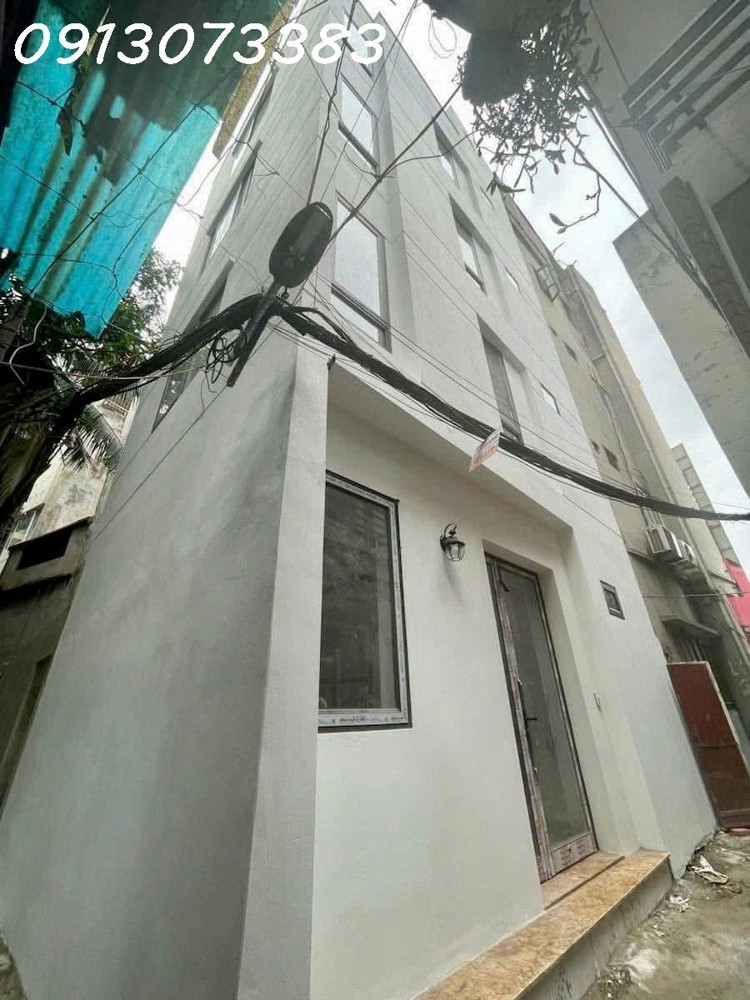 bán nhà Đường Láng, Thịnh Quang, Đống Đa, DT 62m2, 12T, cách một nhà ra phố, ngay ngã tư sở, nhà