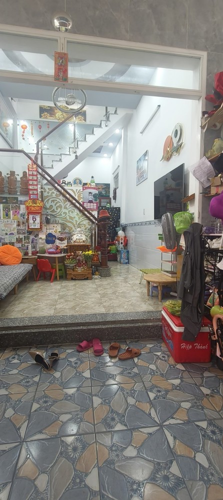 Bán nhà đường 168, Phước Long A, Q.9. TP HCM. DT 85m2, 3 tầng, SH, giá 6.6 tỷ