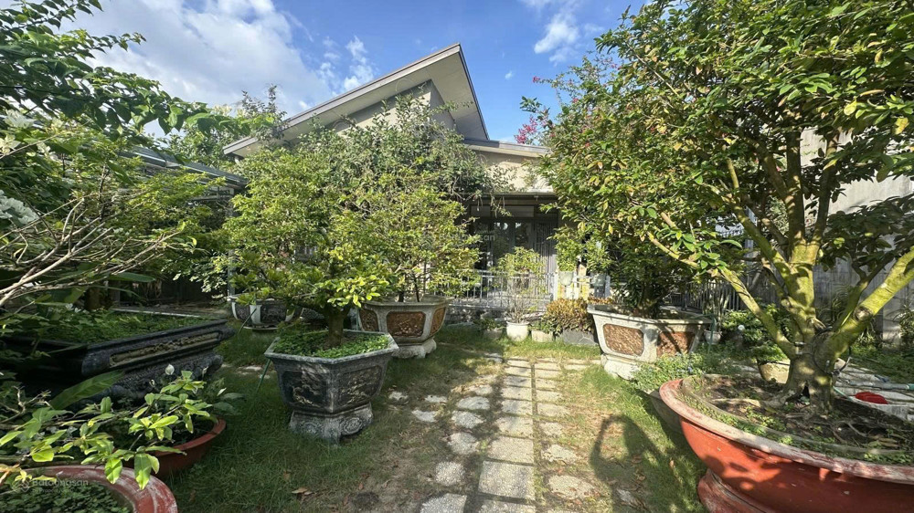 BÁN BIỆT THỰ VƯỜN ĐẸP FULL THỔ CƯ