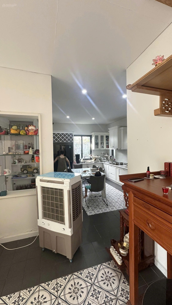 BÁN BIỆT THỰ VƯỜN ĐẸP FULL THỔ CƯ