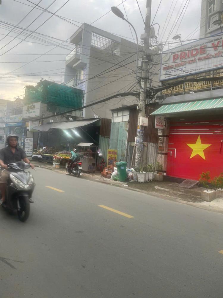 NHÀ PHỐ MẶT TIỀN KD SIÊU ĐẸP ĐƯỜNG HUỲNH THỊ HAI, TRUNG MỸ TÂY, Q12 – GIÁ 12,5 TỶ