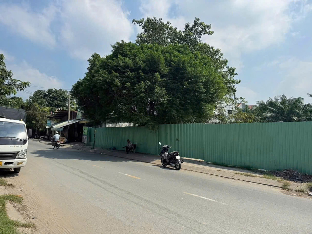 NHÀ XƯỞNG SIÊU ĐẸP (1.100M²) – NGAY NGÃ TƯ TÔ KÝ THỚI TAM THÔN 18, HÓC MÔN