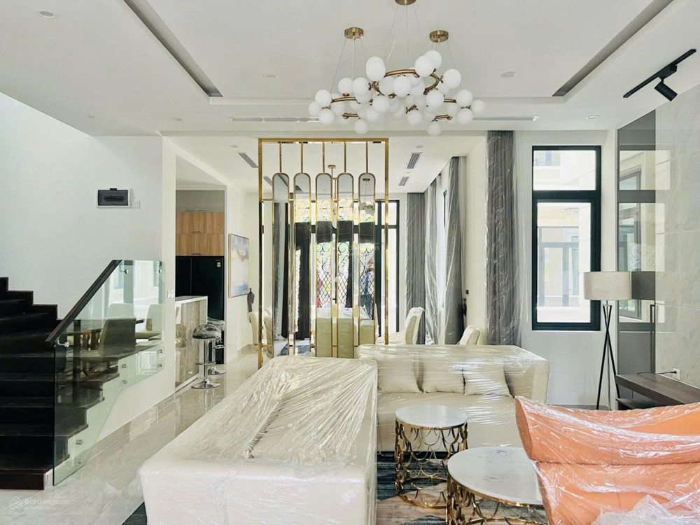 Song lập VIC Ba Son, giá tốt so với thị trường