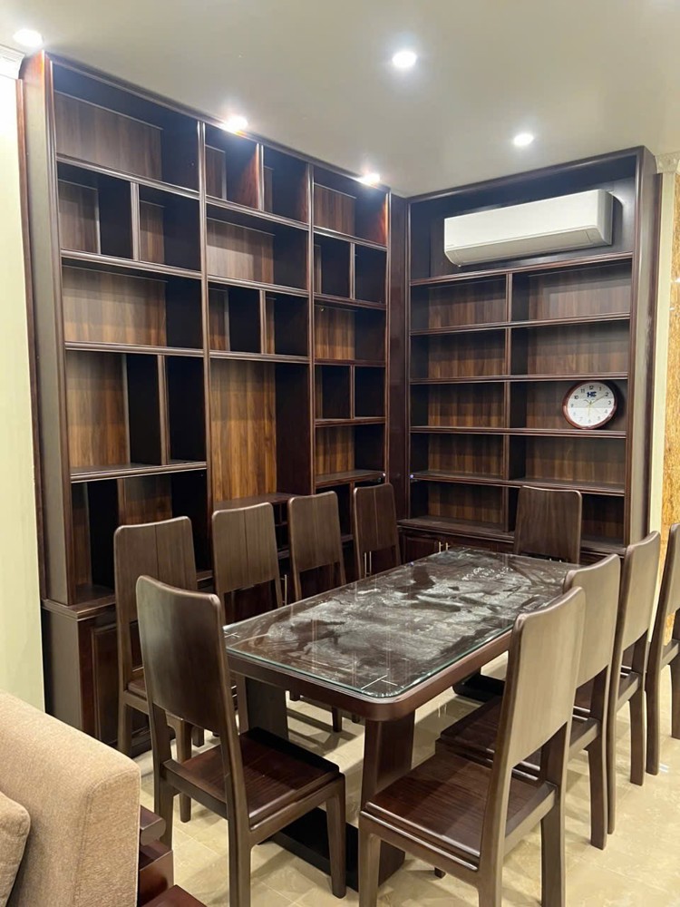 PHÂN LÔ NGÔ GIA TỰ – VỊ TRÍ KINH DOANH – Ô TÔ TRÁNH – VỈA HÈ RỘNG