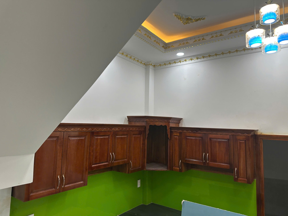 Bán nhà 1 Trệt 2 Lầu,Long Bình Tân,SHR hoàn công,đường 2 ô tô,gần BigC Go