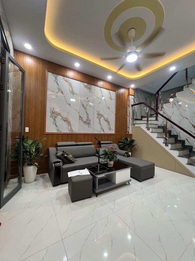 Bán nhà 2 Tầng Dĩ An,SHR đường xe hơi, gần ĐHQG TPHCM