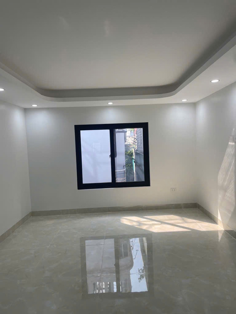 BÁN NHÀ NGUYỄN SƠN LONG BIÊN,OTO,THANG MÁY,FULL NỘI THẤT,MT RỘNG,60M NHỈNH 12 TỶ(TL)