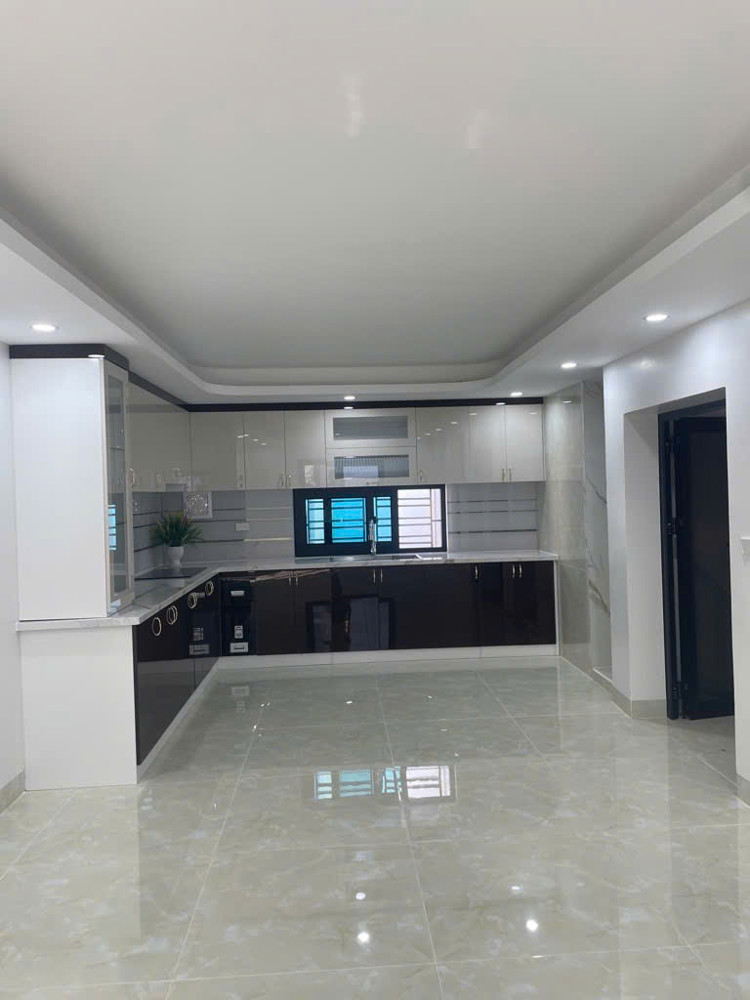 BÁN NHÀ NGUYỄN SƠN LONG BIÊN,OTO,THANG MÁY,FULL NỘI THẤT,MT RỘNG,60M NHỈNH 12 TỶ(TL)