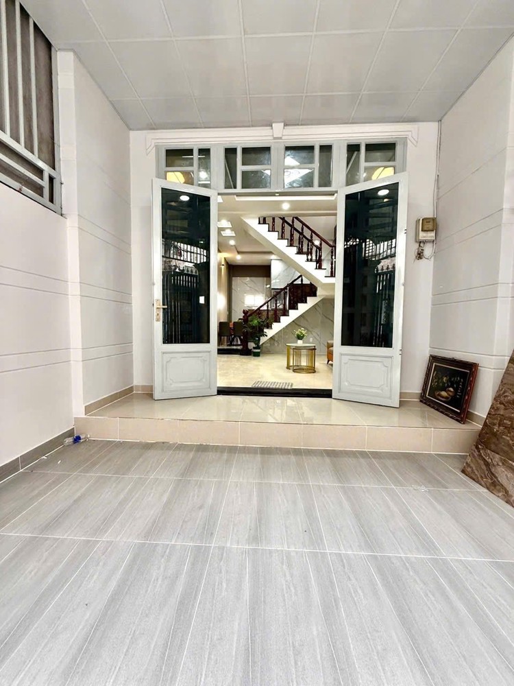 NHÀ 2 TẦNG MỚI ĐẸP 56 M2, KHU SẦM UẤT. HẺM XE HƠI MỘT TRỤC THẲNG ĐƯỜNG THỚI AN 13, PHƯỜNG THỚI AN,