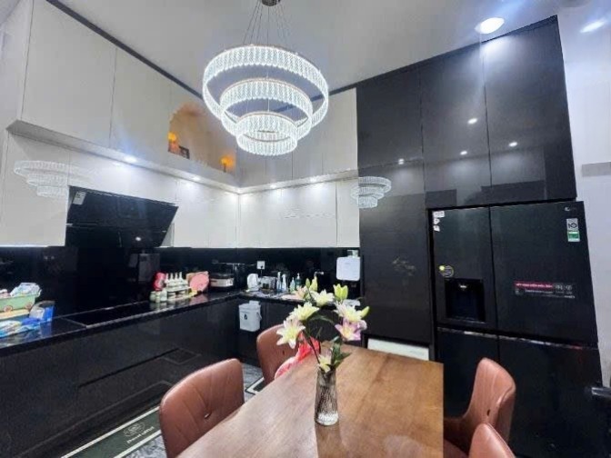 SIÊU PHẨM 2MT SƠN THỦY 8 – NHÀ VILLA 3 TẦNG CÓ GARAGE – GIÁ MỀM BẤT NGỜ