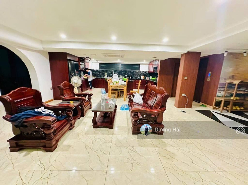 Bán nhà Xuân Đỉnh - Ngoại Giao Đoàn - 140m2 MT 8m - Gara ô tô - Full nội thất 2 mặt thoáng