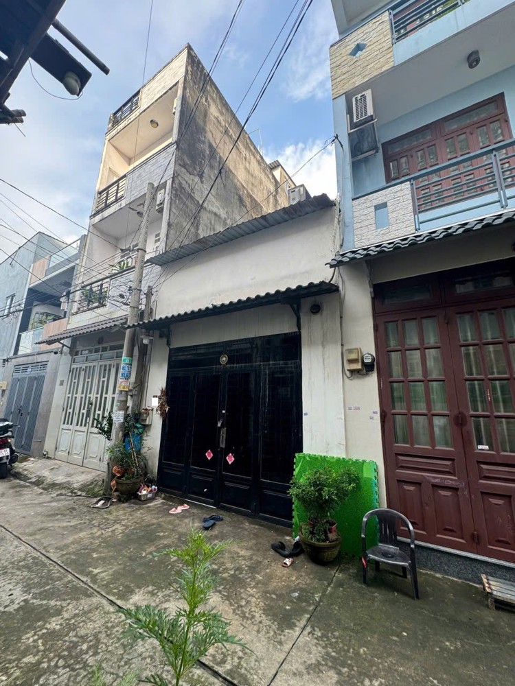 Bán nhà hẻm 6m Đường Số 3, phường Bình Hưng Hòa, Bình Tân, 3.48 tỷ TL