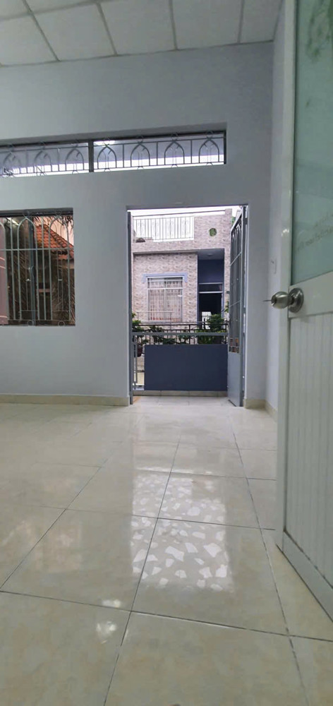 Bán nhà hẻm 4m đường Lê Văn Quới, phường Bình Hưng Hòa A, quận Bình Tân, 3.95 tỷ TL