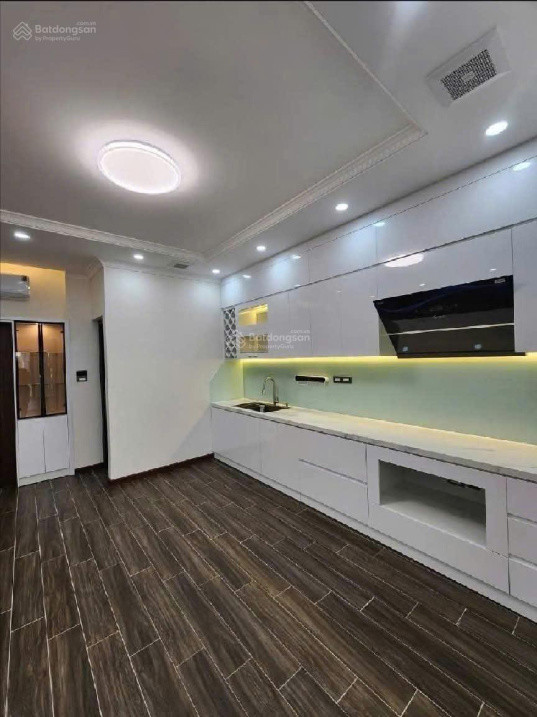 NHÀ ĐẸP MỚI KOONG VỪA Ở VỪA KD - DT 96M2, 5 TẦNG, KIM MÃ, BA ĐÌNH. GIÁ 21 TỶ