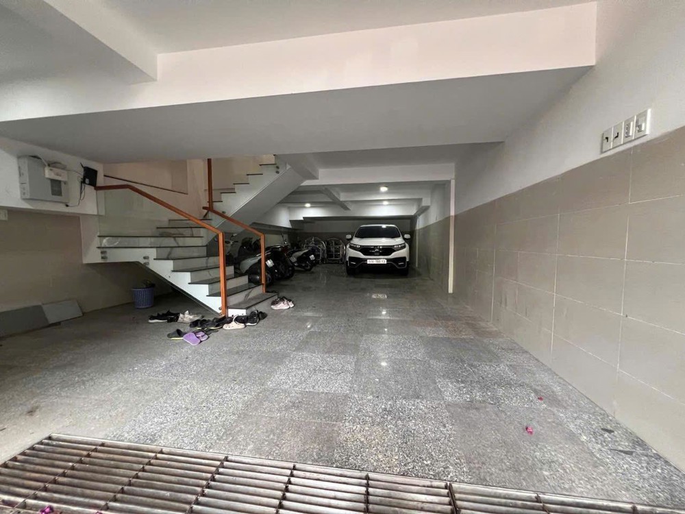 NHÀ SIÊU ĐẸP TẶNG NỘI THẤT 5 TẦNG -  KDC SAVICO TAM BÌNH - ĐƯỜNG SỐ 12- 18.5 TỶ