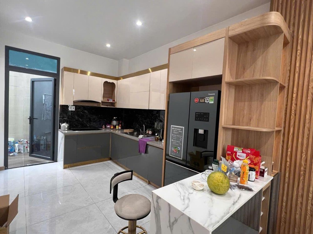 NHÀ SIÊU ĐẸP TẶNG NỘI THẤT 5 TẦNG -  KDC SAVICO TAM BÌNH - ĐƯỜNG SỐ 12- 18.5 TỶ