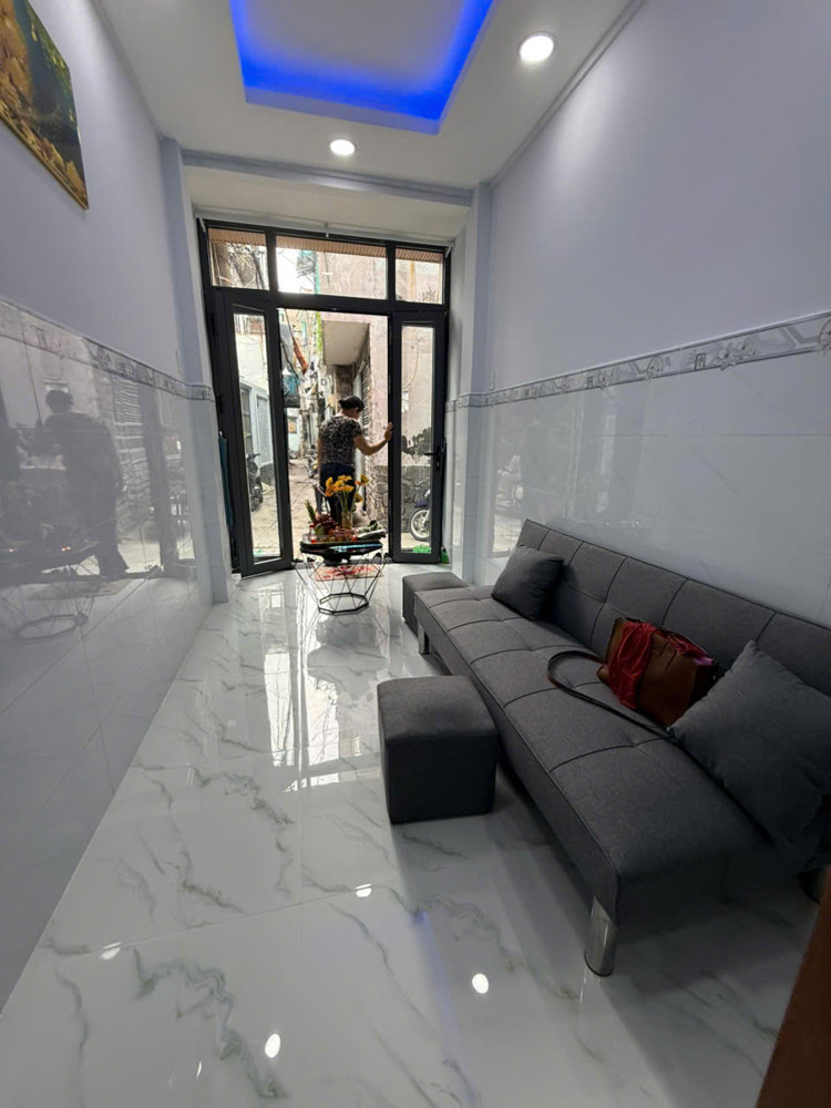 BÁN NHÀ MỚI 3 TẦNG – 2.75 TỶ – NI SƯ HUỲNH LIÊN, P.10 TÂN BÌNH