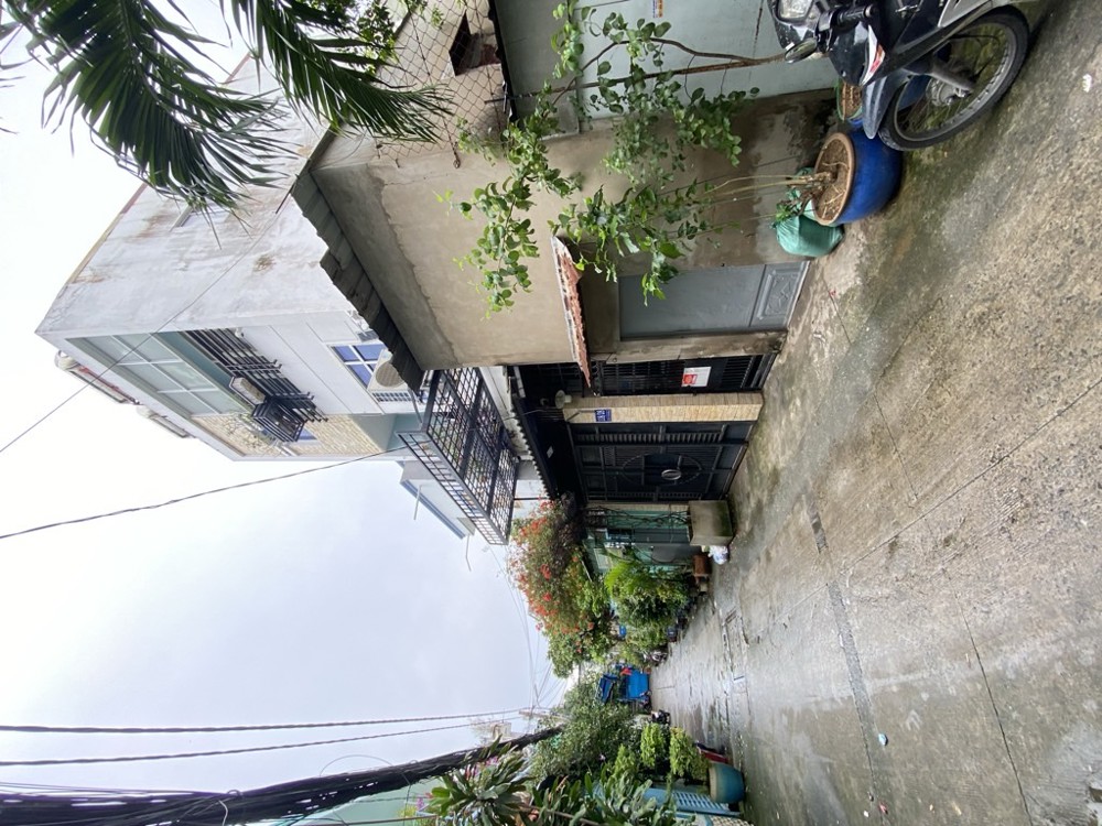 💥 HIẾM CÓ – ĐẤT LỚN QUẬN 7,  8.6 × 30M
Ô TÔ VÀO NHÀ – CHỈ 80 TRIỆU/M² 💥