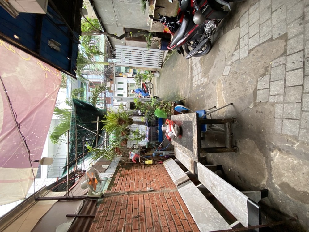 💥 HIẾM CÓ – ĐẤT LỚN QUẬN 7,  8.6 × 30M
Ô TÔ VÀO NHÀ – CHỈ 80 TRIỆU/M² 💥