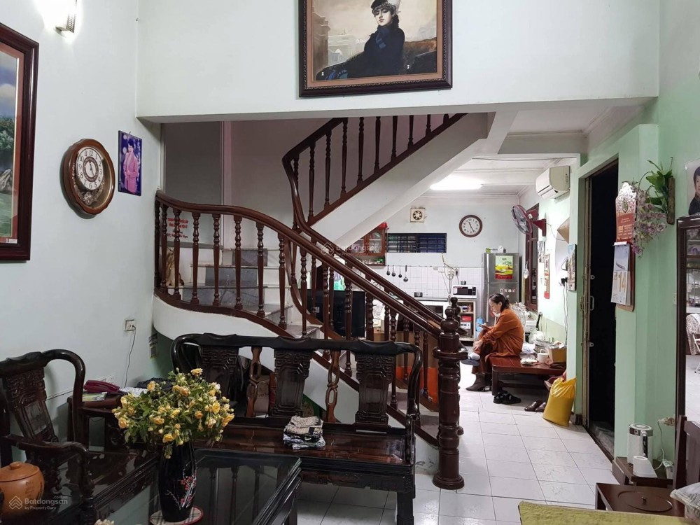 Nhà Phân lô Vương Thừa Vũ-72m*4 tầng*4.5mMT- Oto đỗ cổng-Gần Trường,Chợ. Giá 20,5tỷ