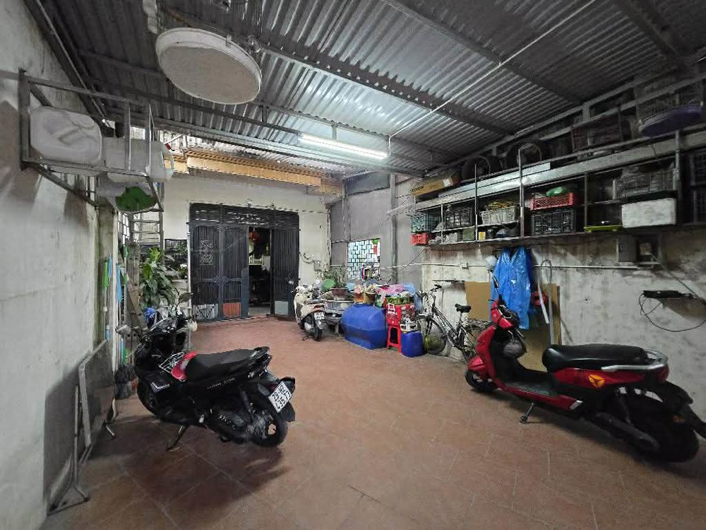 bán nhà mặt phố Phan Đăng Lưu, 1 mặt ôtô tránh, vỉa hè rộng, đón đầu cầu Đuống 2 đang khởi công