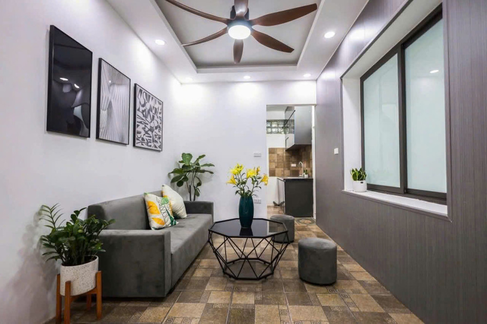 KINH DOANH – Ô TÔ TẬN CỬA – NGÕ THÔNG – HÀNG XÓM VINCOM PHẠM NGỌC THẠCH 2,8 tỷ