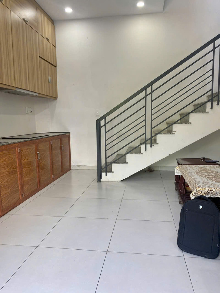 Bán Căn Hộ Dịch Vụ 4 Lầu Hẻm 1 Sẹc 10m Số 43 Đường Hiệp Bình, Hiệp Bình Phước, Thành Phố Thủ Đức