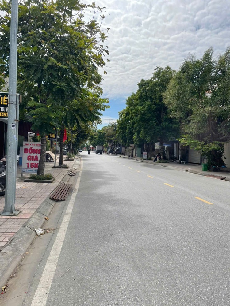 Lô mặt đường trung tâm – giá hiếm khu Cầu Đen chỉ 12,xx tỷ  ZALO 0567 222 555