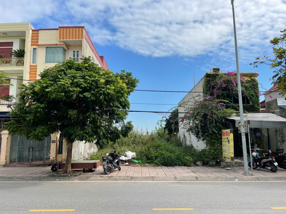 Lô mặt đường trung tâm – giá hiếm khu Cầu Đen chỉ 12,xx tỷ  ZALO 0567 222 555