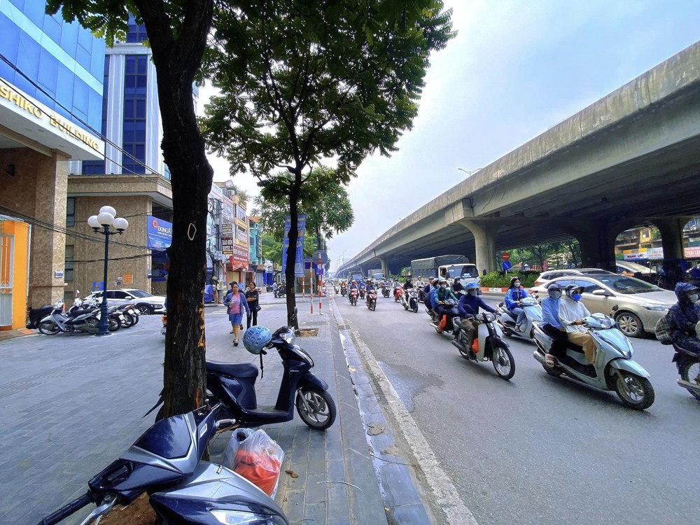 BÁN GẤP NHÀ MẶT PHỐ KHUẤT DUY TIẾN THANH XUÂN, VỈA HÈ KINH DOANH 6 TẦNG THÔNG SÀN, 19.X TỶ