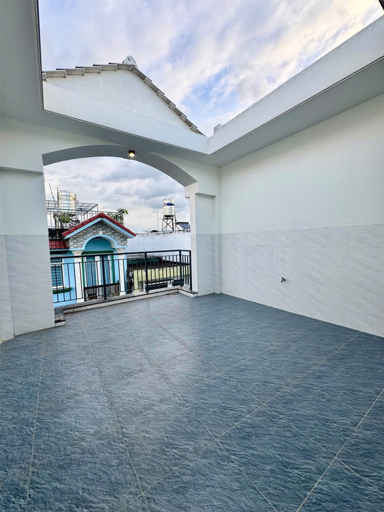 4.5❌15m, BÁN NHÀ 4 TẦNG, KHU PHÂN LÔ, HẺM 8M, PHẠM VĂN BẠCH, F15 TÂN BÌNH, 10 TỶ NHỈNH