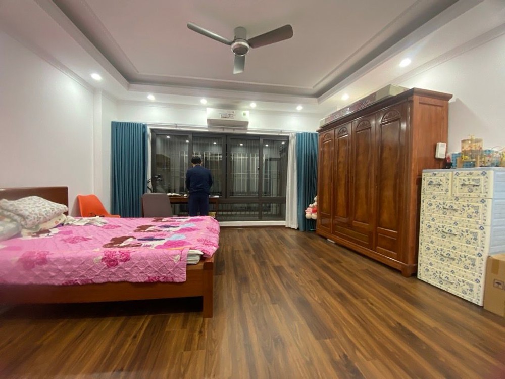 BÁN NHÀ HOA LÂM LONG BIÊN,OTO ĐỔ CỬA,VIEW THOÁNG,DÂN XÂY,36M NHỈNH 6 TỶ(TL)