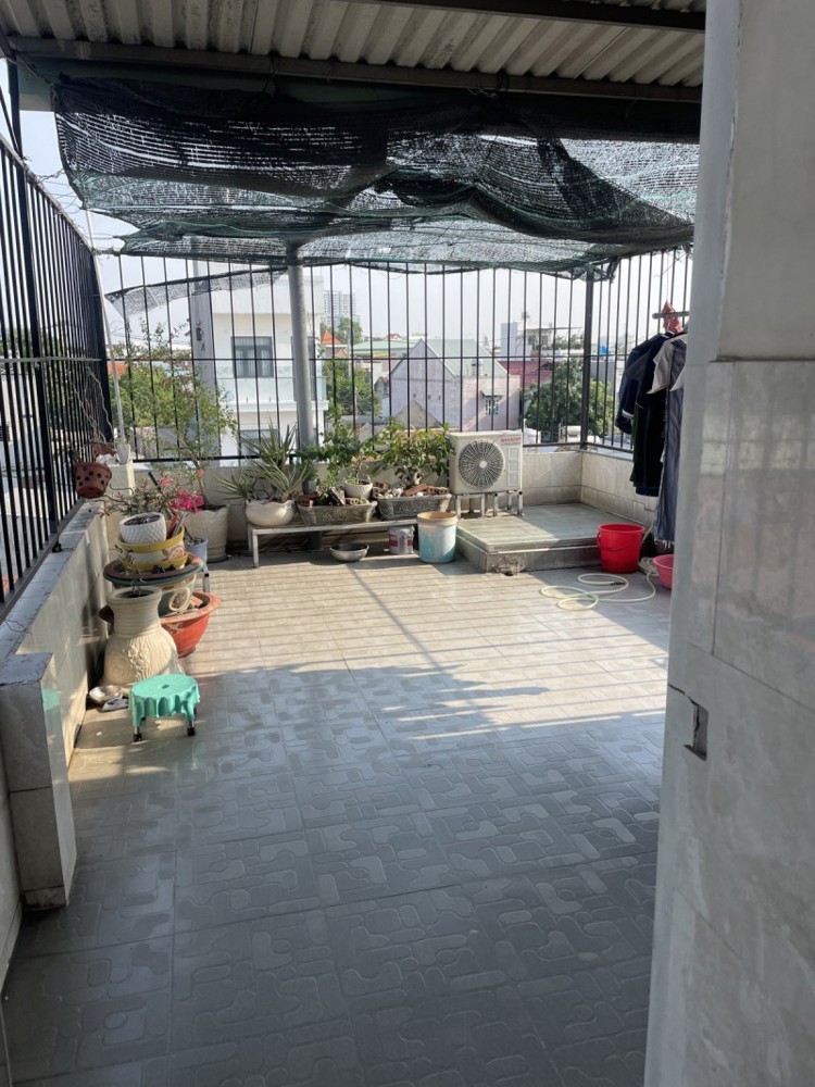 Bán nhà 3 tầng, 3PN, đường Lê Thị Hoa, Bình Chiểu, Thủ Đức. TP HCM. DT 71m2, SH, 5.8 tỷ