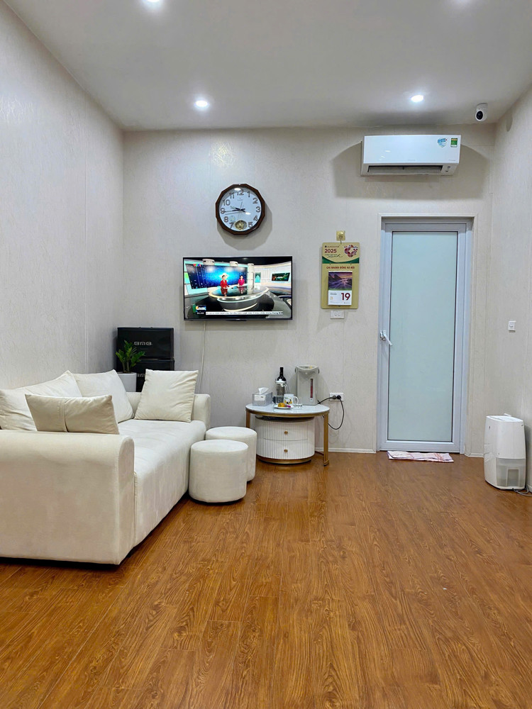 Bán căn hộ Tập thể tầng 2 Lò Đúc, 50m2 có sổ đỏ 2.65 tỷ