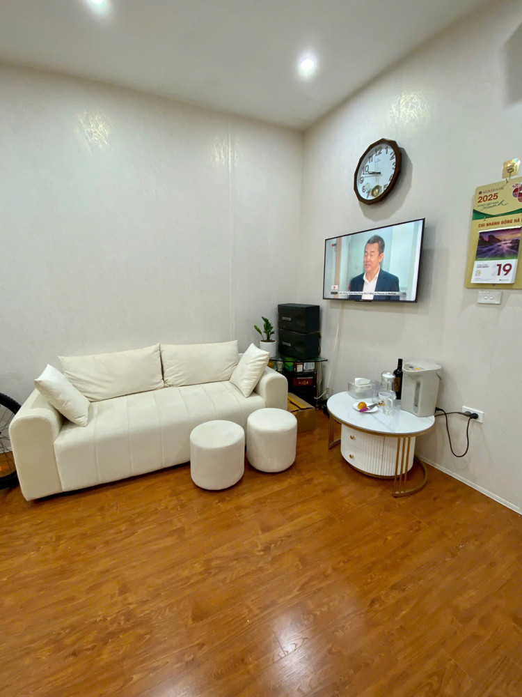 Bán căn hộ Tập thể tầng 2 Lò Đúc, 50m2 có sổ đỏ 2.65 tỷ