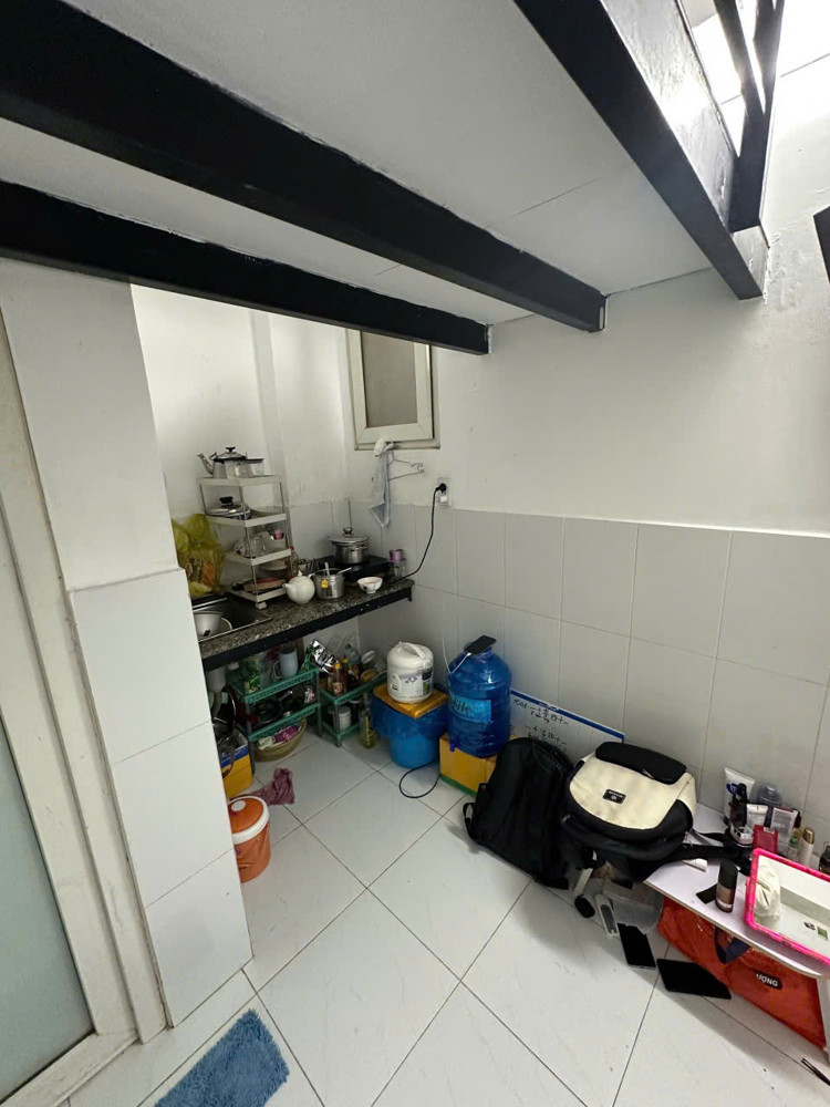 PASS PHÒNG QUẬN 7/ TP HCM– 2TR7/THÁNG – VÀO Ở 30/11–1/12