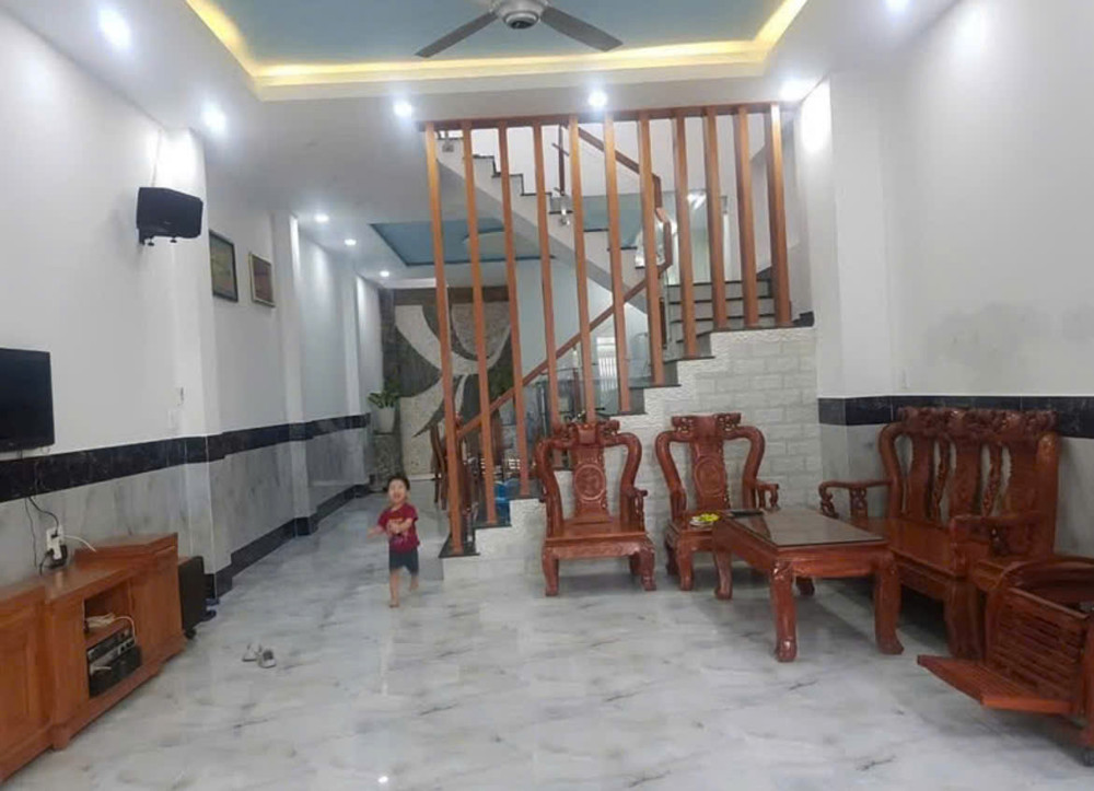 HÀNG HIẾM GIẢM GIÁ SỐC NHÀ 1/ DƯƠNG THỊ MƯỜI, TRUNG MỸ TÂY, Q12 – CHỈ 6 TỶ