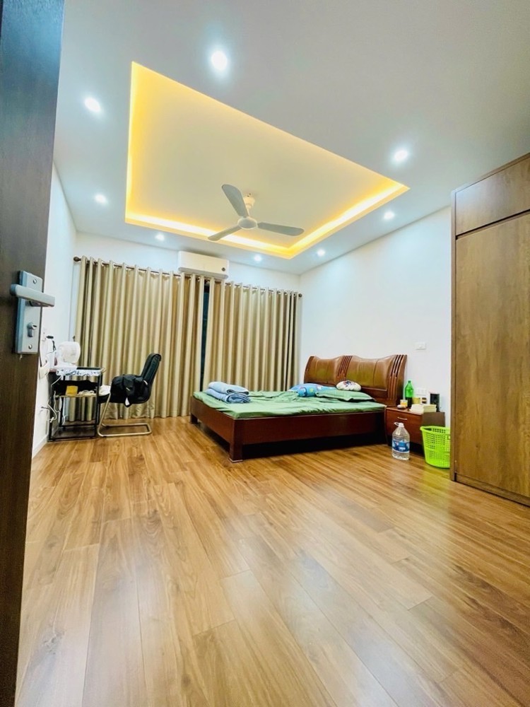 NGỌC HÀ DT 38M x5 TẦNG 12 TỶ,CÁCH PHỐ 50M,NGÕ BA GÁC,GẦN LĂNG BÁC,NHÀ ĐẸP