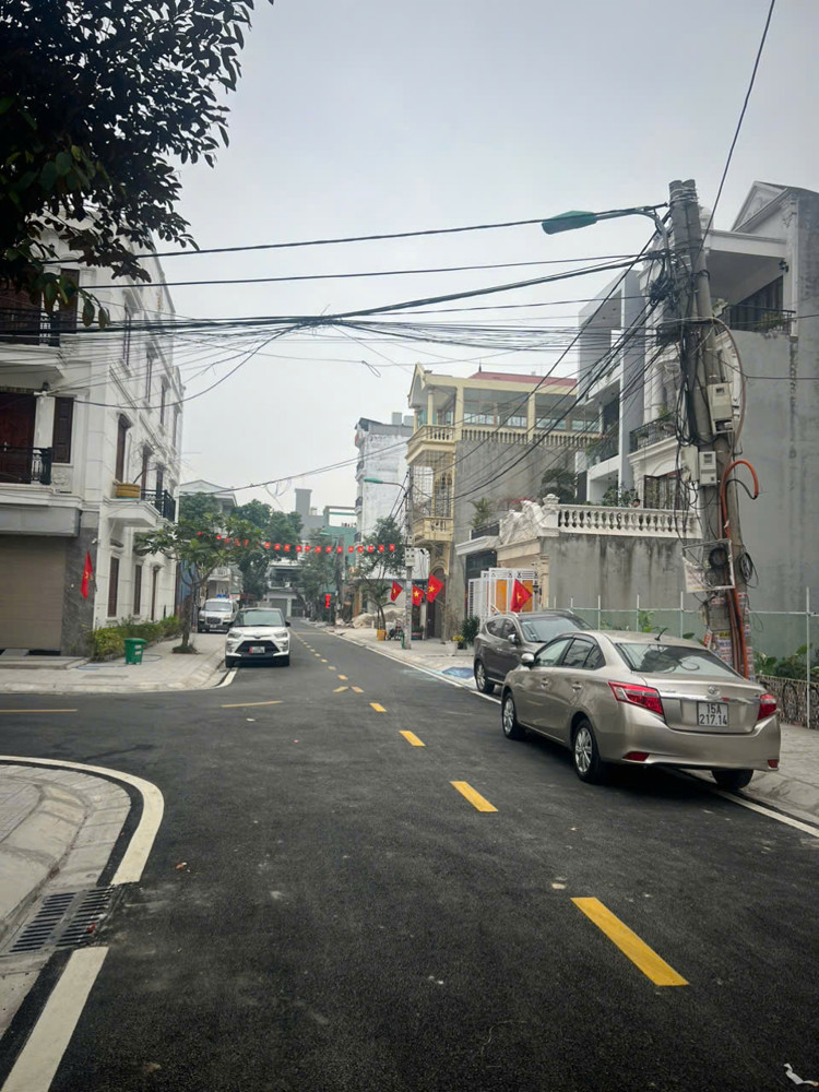 Bán nhà 1 tầng mặt đường Trại Lẻ - Vỉa hè 6m - Vị trí đẹp không quy hoạch