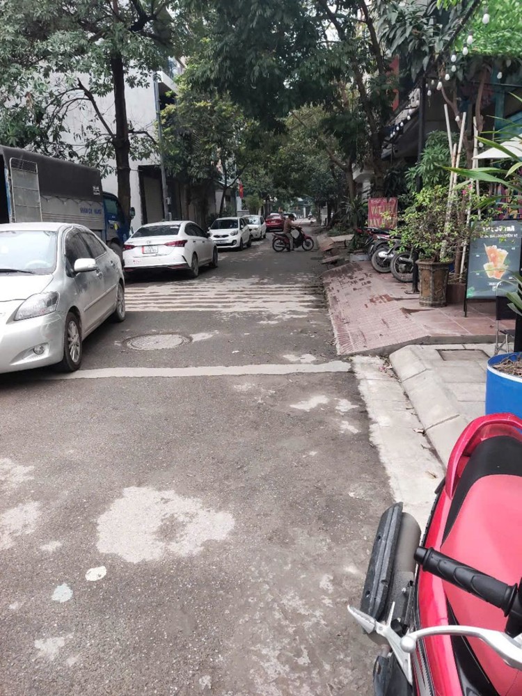 BÁN ĐẤT LÊ TRỌNG TẤN - Ô TÔ TRÁNH - MẶT TIỀN RỘNG - GIÁ ĐẦU TƯ - PHÙ HỢP XÂY CCMN 161 M2 MẶT TIỀN 6,