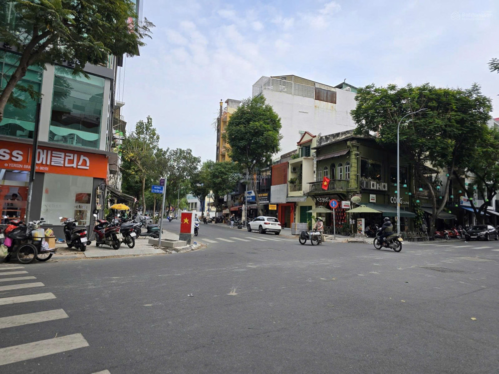 Bán Nhà Phố Tại Yersin Ngay Góc Lê Thị Hồng Gấm, 36 Tỷ, 72M2, Mặt Tiền 4.05M, Chính Chủ