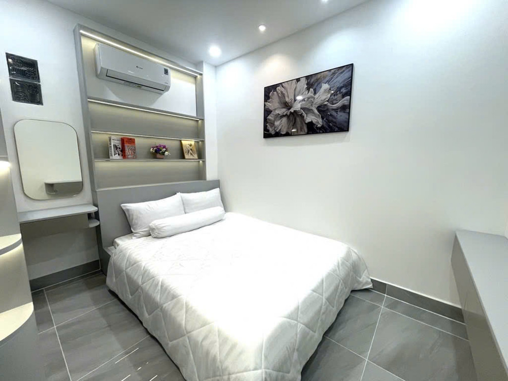 L1563 ⭐️ sát CV Làng Hoa Gò Vấp, SHR, Vuông, HXH, 2 tầng, 4x10m, 4.x tỷ