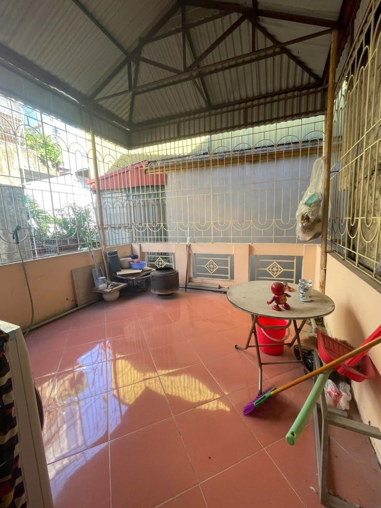 Nhà Phố Hoàng Đạo Thành-56m*3tầng*43.5mMT- Ngõ thông- Nhỉnh 9 tỷ