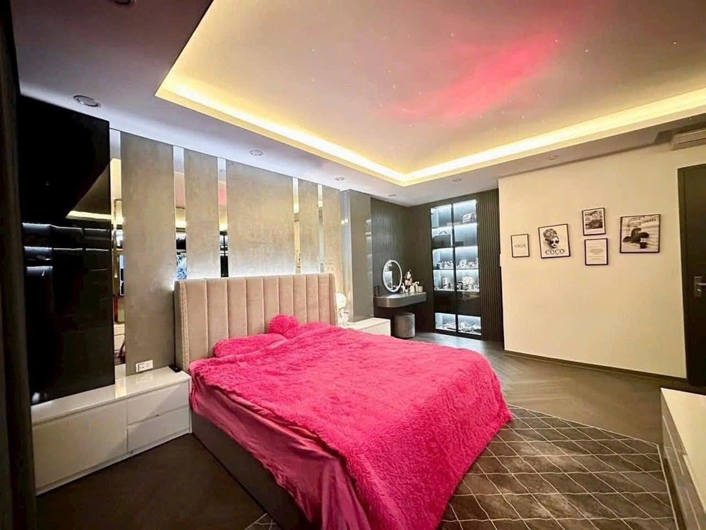 Nhà Phố Trường Chinh-39m*5tầng*4mMT- Lô góc-Ngõ thông; ô tô đỗ cách 20m- Nhỉnh 11 tỷ