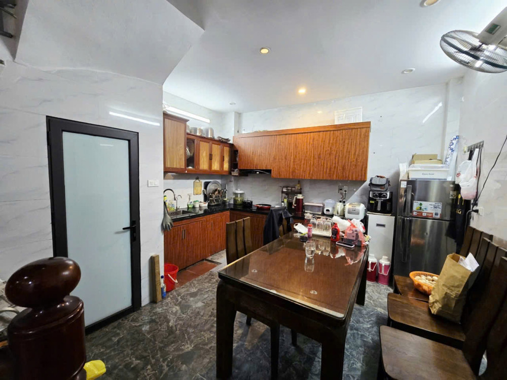 Bán nhà Xuân Đỉnh  33 m, 5T, mt 4,2, nhỉnh 8 tỷ-GẦN NGOẠI GIAO ĐOÀN- 50m ra Ô TÔ - GẦN PHỐ -DÂN XÂY