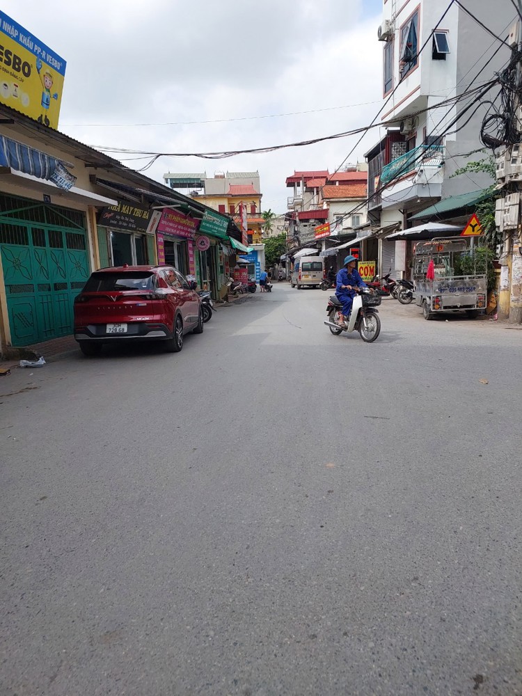Đất đẹp Thượng Thụy, Hoài Đức – Lô góc kinh doanh, 2 xe tải tránh nhau